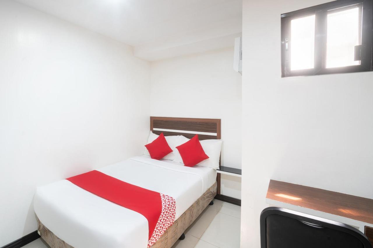Circle B Appartelle And Suites Davao Exterior photo
