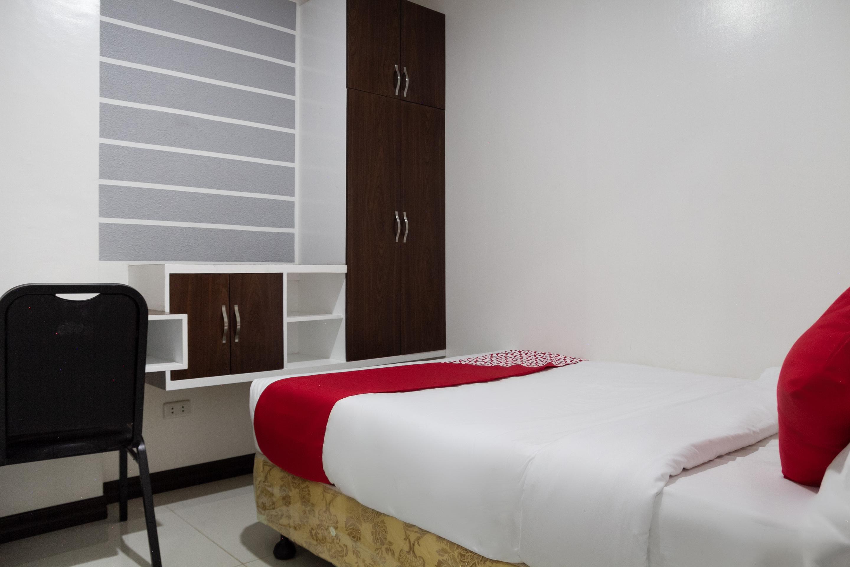 Circle B Appartelle And Suites Davao Exterior photo