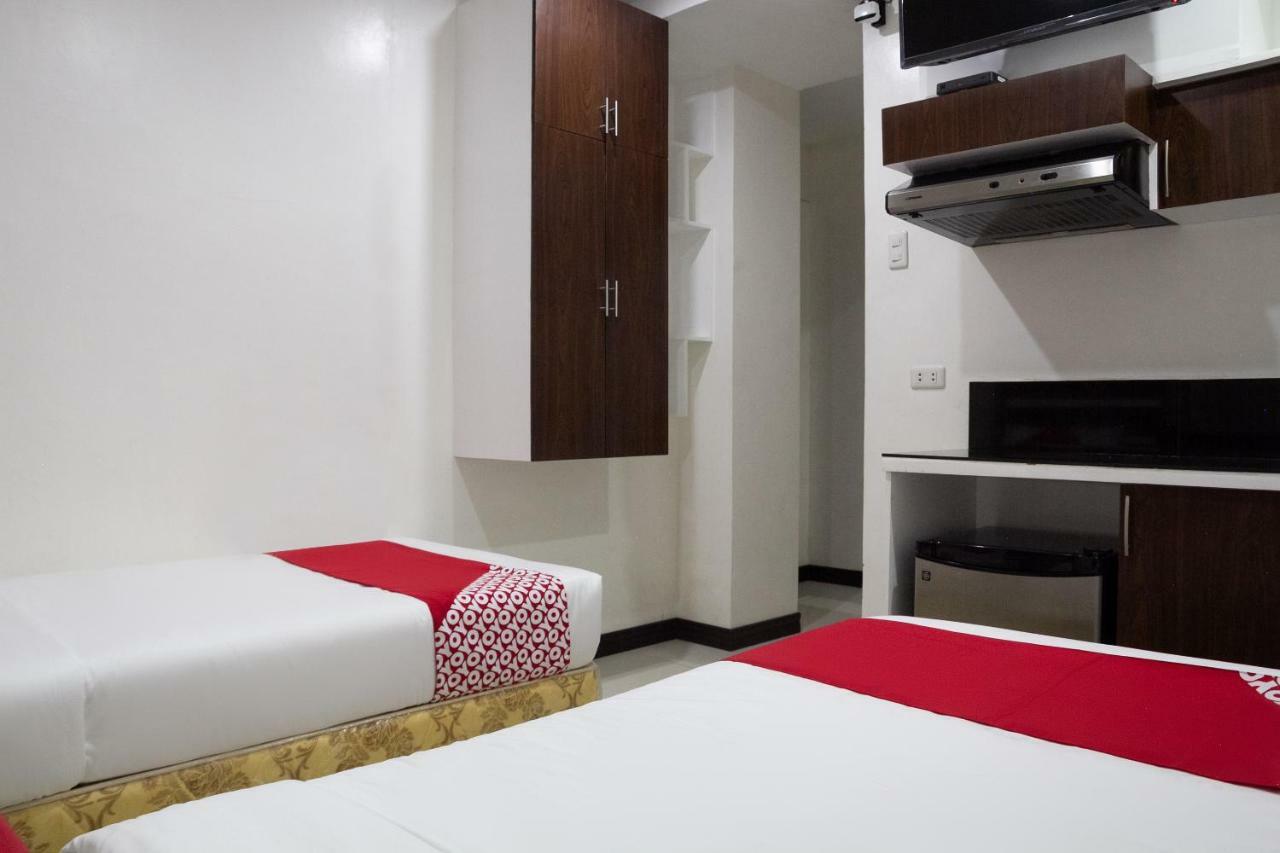 Circle B Appartelle And Suites Davao Exterior photo